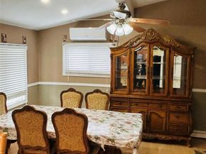 27 Wildflower Lane, Wantagh NY 11793