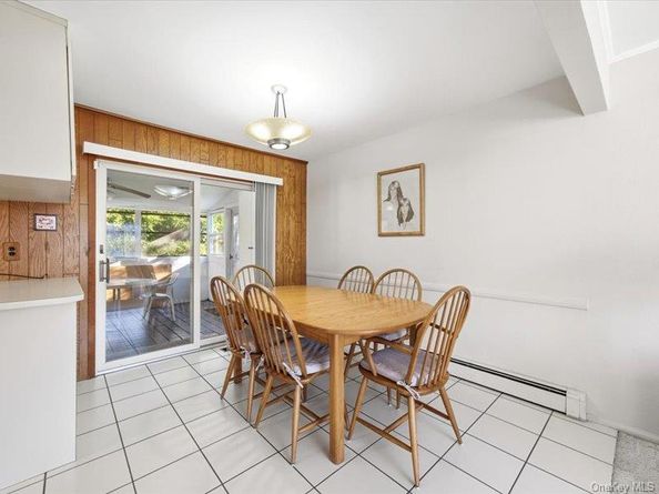 79 Beecher Road, North Babylon NY 11703