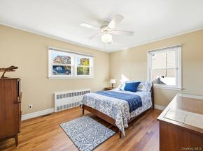 79 Beecher Road, North Babylon NY 11703