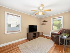 79 Beecher Road, North Babylon NY 11703