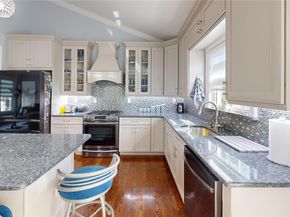 125 Spruce Street, Lindenhurst NY 11757