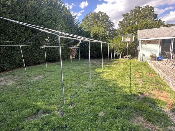 2094 Wantagh Avenue, Wantagh NY 11793