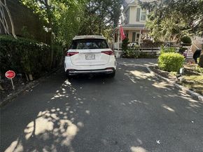 2094 Wantagh Avenue, Wantagh NY 11793