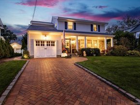 10 Princeton Street, Rockville Centre NY 11570