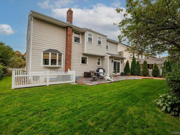 10 Princeton Street, Rockville Centre NY 11570