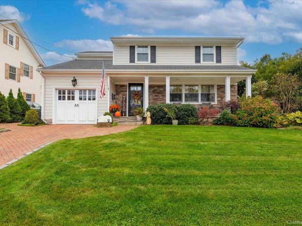 10 Princeton Street, Rockville Centre NY 11570