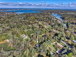 73 N Midway Road, Shelter Island NY 11964