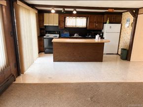 960 Linden Avenue, Westbury NY 11590