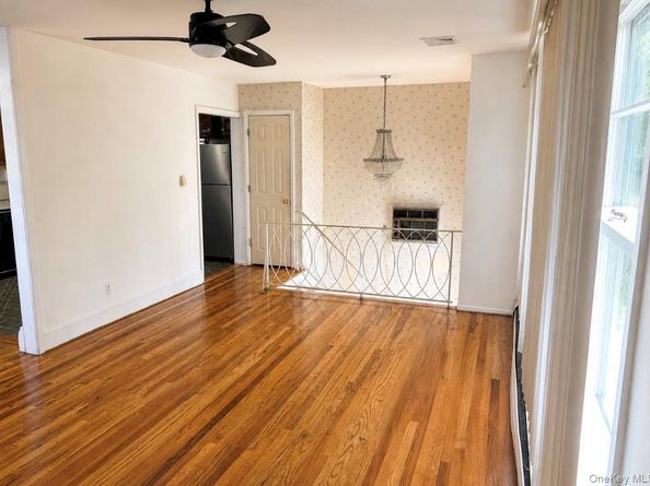 960 Linden Avenue, Westbury NY 11590