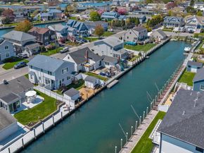 25 Bayview Avenue, Babylon NY 11702