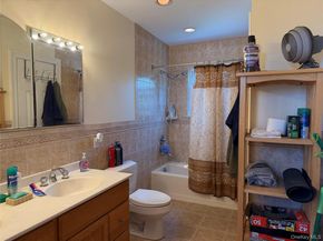 8835 75th Avenue, Glendale NY 11385
