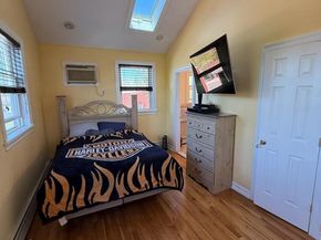 8835 75th Avenue, Glendale NY 11385