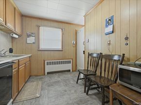 10 Gardner Avenue, Hicksville NY 11801