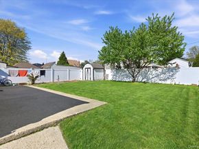 10 Gardner Avenue, Hicksville NY 11801