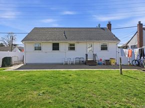 10 Gardner Avenue, Hicksville NY 11801