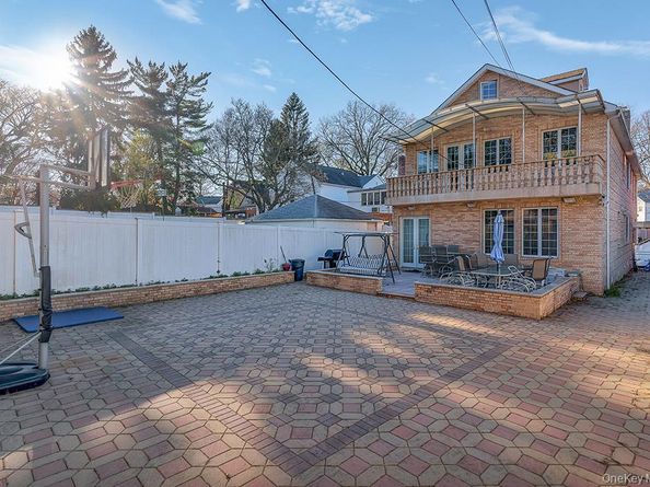 17624 Kildare Road, Jamaica Estates NY 11432