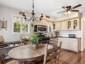 17 Glen Lane, Kings Park NY 11754
