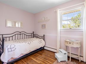 17 Glen Lane, Kings Park NY 11754