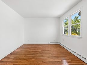 17 June Avenue, Bayville NY 11709