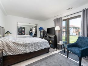 28 Bailey Court 28, Middle Island NY 11953