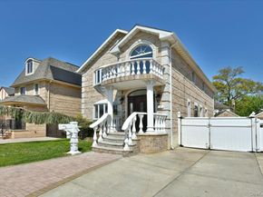 7627 175th Street, Fresh Meadows NY 11366
