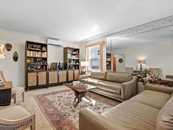 183-41 Dalny Road, Jamaica Estates NY 11432