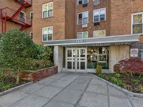 209-80 18th Avenue 2G, Bayside NY 11360
