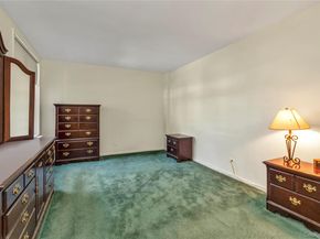 209-80 18th Avenue 2G, Bayside NY 11360
