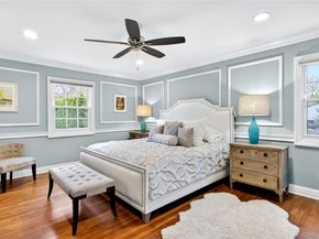 58 Hummingbird Drive, East Hills NY 11576