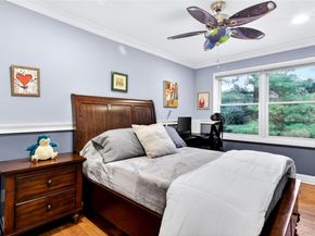 58 Hummingbird Drive, East Hills NY 11576