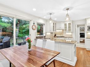 58 Hummingbird Drive, East Hills NY 11576