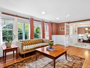 58 Hummingbird Drive, East Hills NY 11576