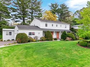 58 Hummingbird Drive, East Hills NY 11576