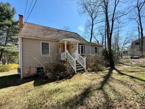 2882 Lexington Avenue, Mohegan Lake NY 10547