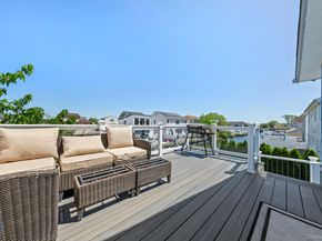 102 Clubhouse Road, Bellmore NY 11710