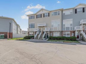 85 Admiral Court 87, Bronx NY 10473