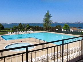 85 Admiral Court 87, Bronx NY 10473