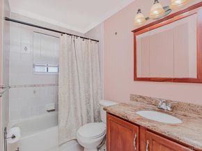 85 Admiral Court 87, Bronx NY 10473