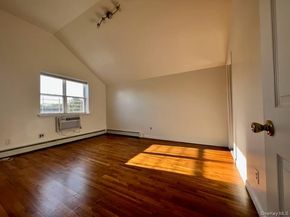 1305 Balcom Avenue, Bronx NY 10461