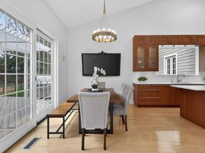 18 Windemere Way, Woodbury NY 11797