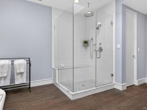 18 Windemere Way, Woodbury NY 11797