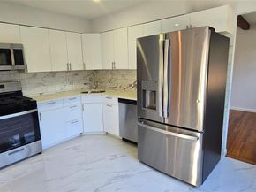 37 E 14th Street B, South Huntington NY 11746