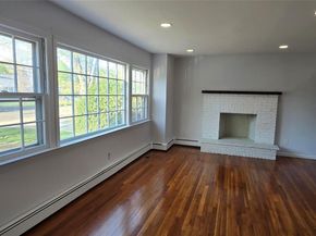 37 E 14th Street B, South Huntington NY 11746