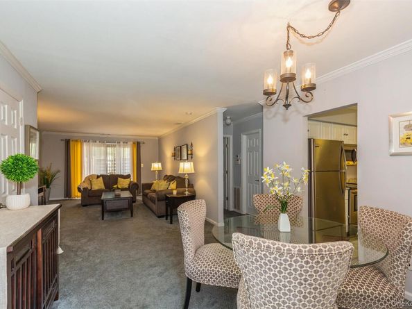 655 Middle Country Road 4F1, Coram NY 11727