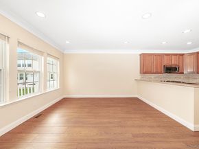 21 Virginia Pine Lane 21, Bay Shore NY 11706