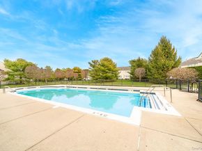 21 Virginia Pine Lane 21, Bay Shore NY 11706