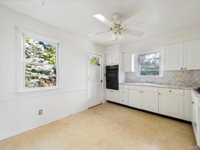 19 Wright Place, Scarsdale NY 10583