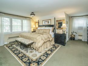 3 Duke Place, Glen Cove NY 11542