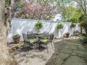3 Duke Place, Glen Cove NY 11542