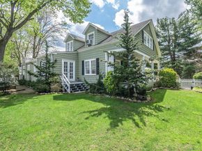 3 Duke Place, Glen Cove NY 11542